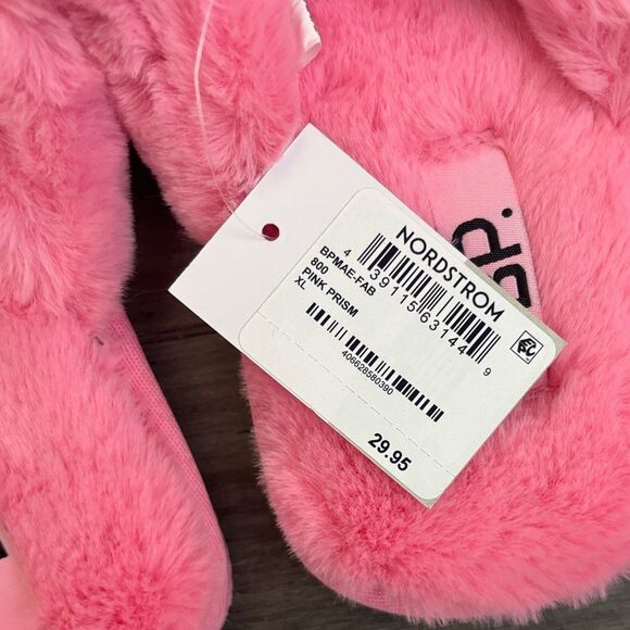 NWT BP Fluffy Soft Slippers Pink Prism XL Nordstrom - Picture 2 of 5